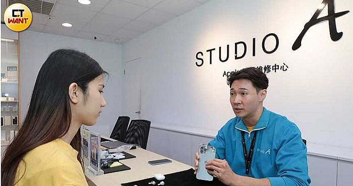 全台共有9間Apple授權維修中心的STUDIO A，提供平日3小時，假日4小時的快速維修服務。（圖／馬景平攝）