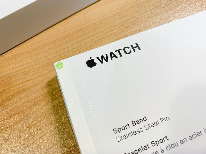 開箱 Apple Watch Series 6 錶帶盒