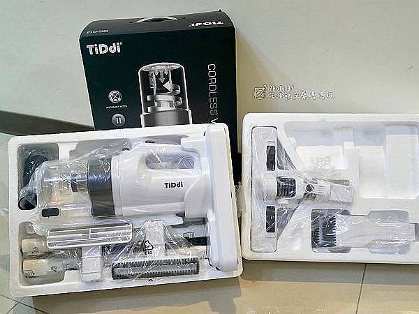 開箱 TiDdi S290輕量化無線氣旋式除螨吸塵器