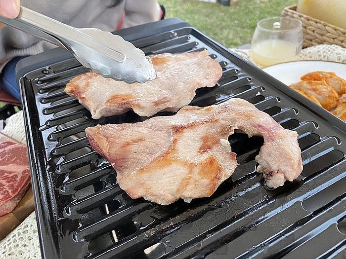 享受輕鬆料理的過程，烹調色香味俱全的露營美食，是最幸福不過的事情了～