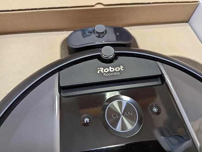 實際使用 iRobot Roomba i7+