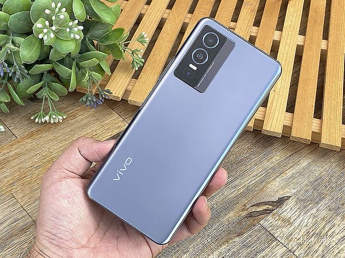 vivo Y76 5G 午夜黑