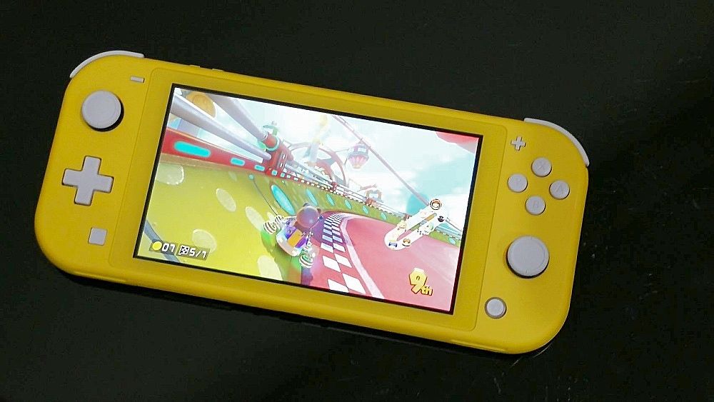 2019最強掌上遊戲機：任天堂 Switch Lite