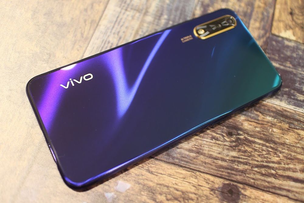 vivo S1 6.38吋八核心愛美機，拍照功能超強大！