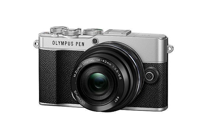 Olympus PEN E-P7搭配
ED 14-42mm F3.5-5.6 EZ變焦鏡頭組(經典銀黑)