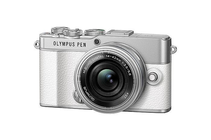 Olympus PEN E-P7搭配
ED 14-42mm F3.5-5.6 EZ變焦鏡頭組(簡約銀白)