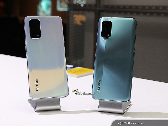 realme X7 Pro與7 5G手機發表 1月限量開賣10組潮玩公仔