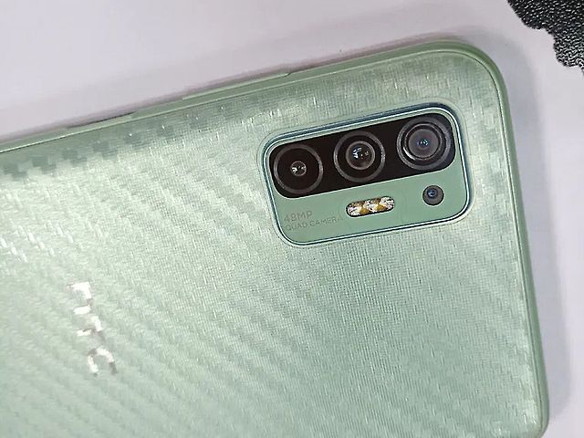 HTC Desire 21 pro實機照疑洩？傳為5G雙卡手機