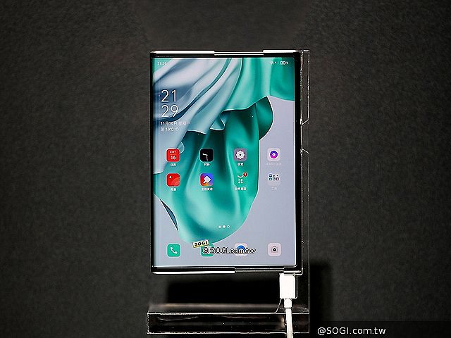 OPPO參與上海MWC 展出隔空充電、卷軸螢幕新技術