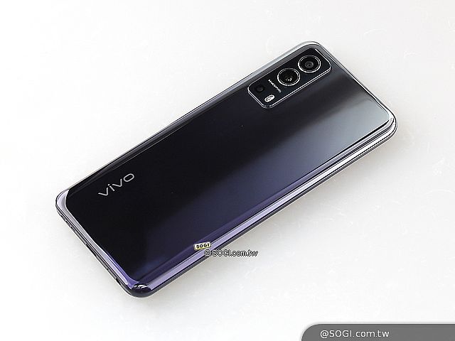 萬元出頭5G手機vivo Y72上市 4大電信方案0元起