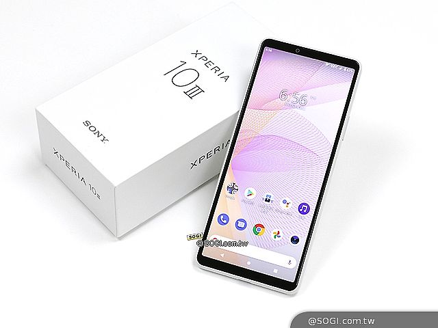 Xperia 10 III