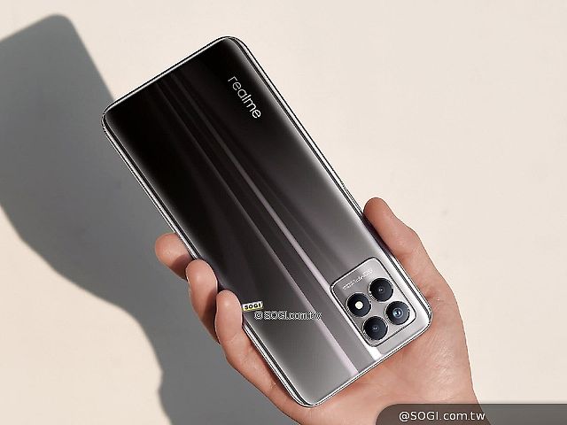 realme發表首款平板電腦 realme 8s 5G與8i手機同步推出