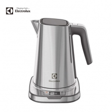 【Electrolux伊萊克斯】設計家不鏽鋼溫控電茶壼 eek7804 eek7804s 快煮壺(APP)