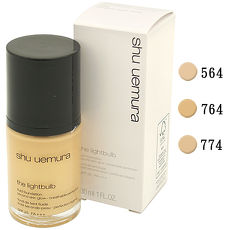 shu uemura植村秀 天生光圈鑽石光粉底液SPF25PA+++(30ml)